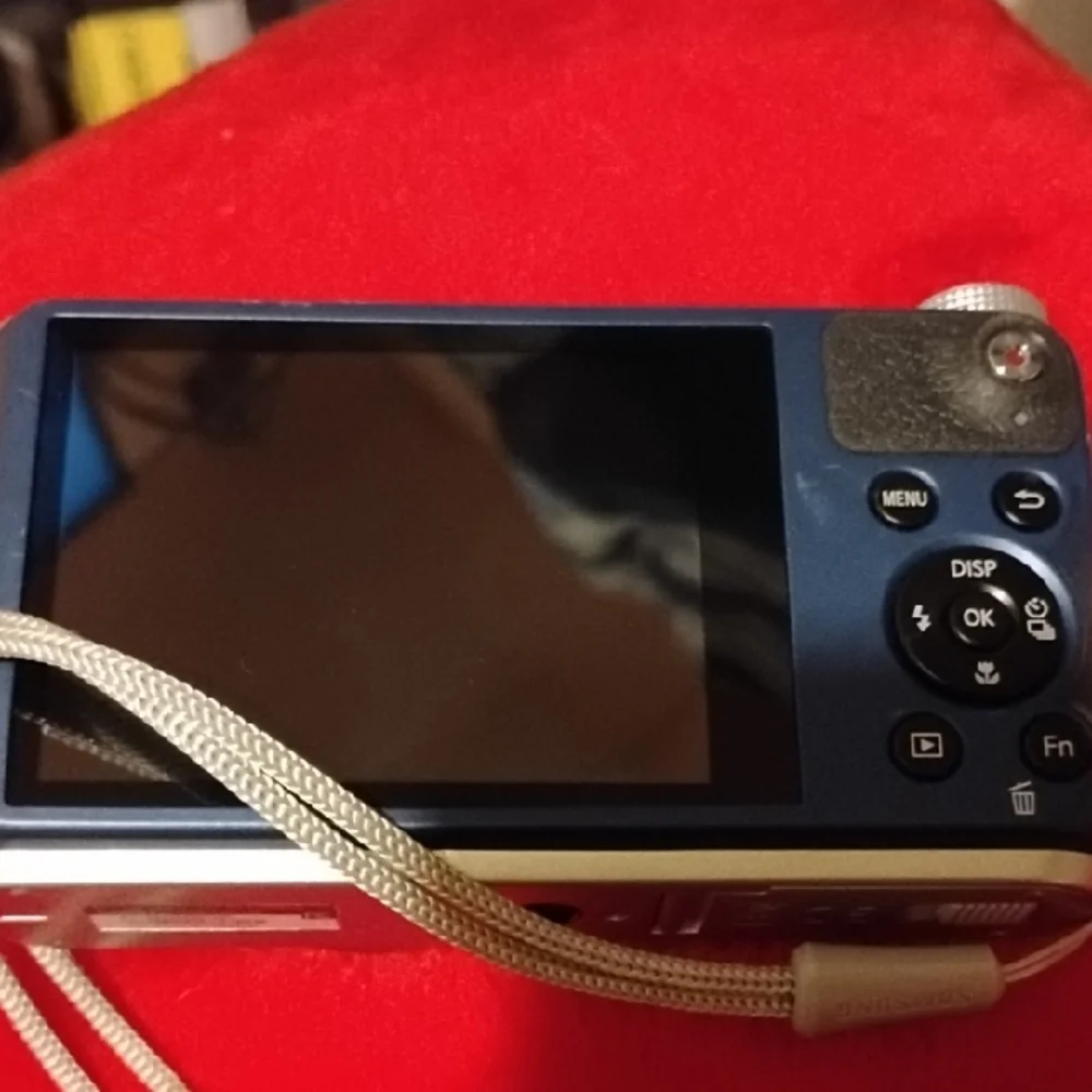 Samsung Blue and Silver Digital Camera with 21x Optical Zoom